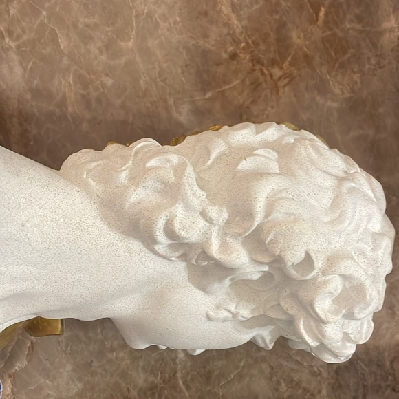 David Small statue - Picture 6 of 7